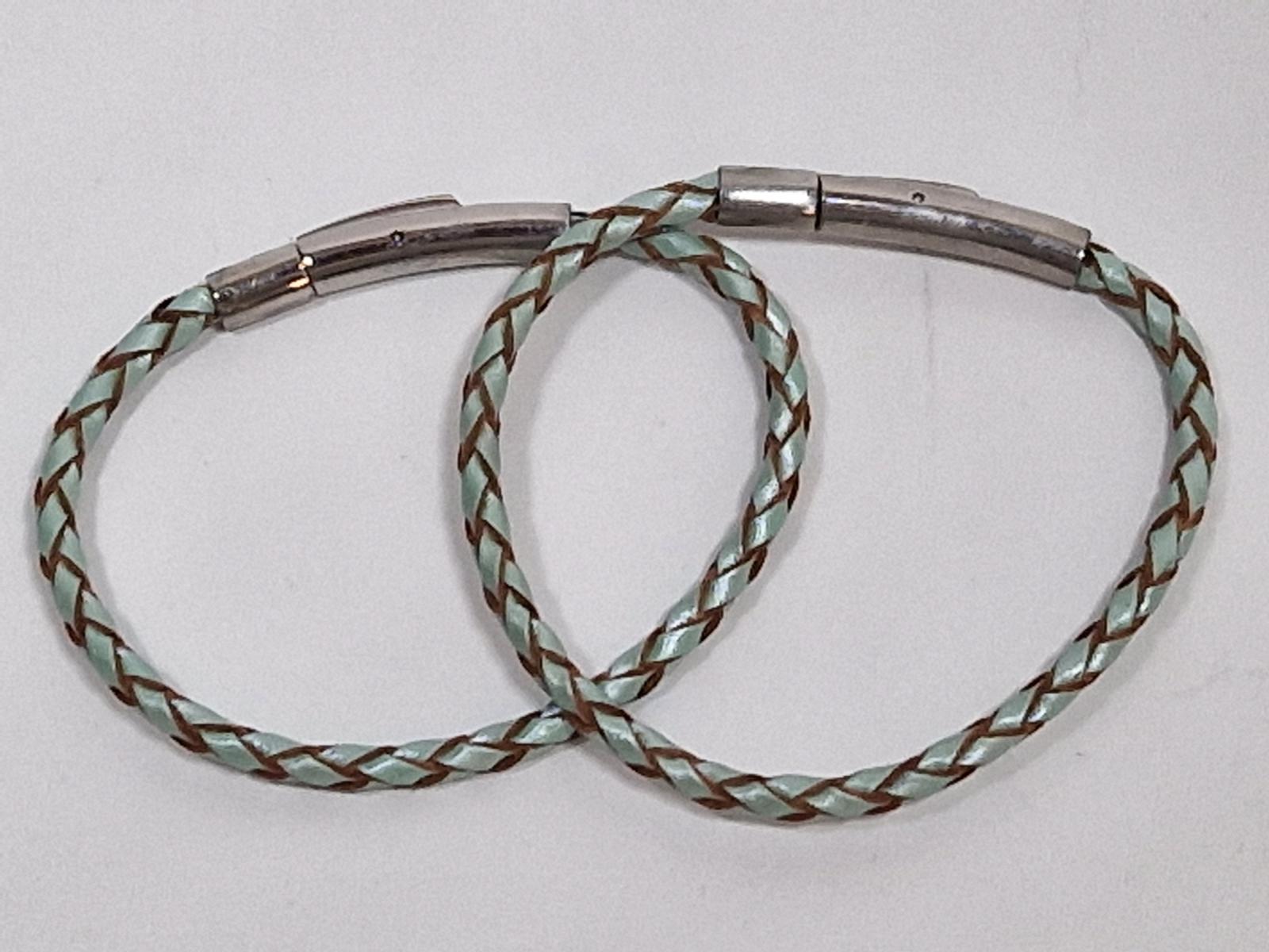 Handgemachtes Armband aus Rindsleder in 3mm Stärke