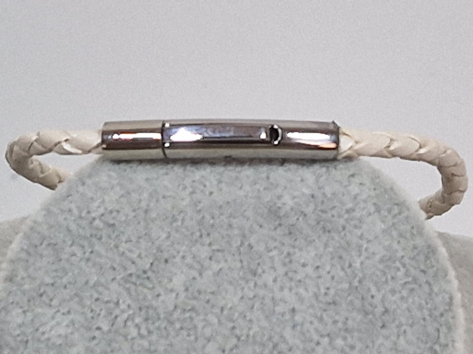 Handgemachtes Armband aus Rindsleder in 3mm Stärke