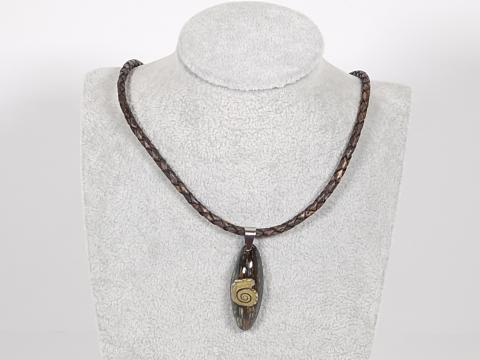 Leder- oder Kautschukkette mit Anhänger Schnecke Miniatur 2